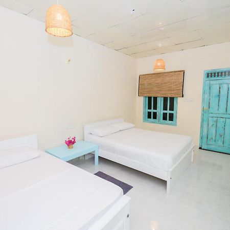Capital Trincomalee Hotel Exterior photo